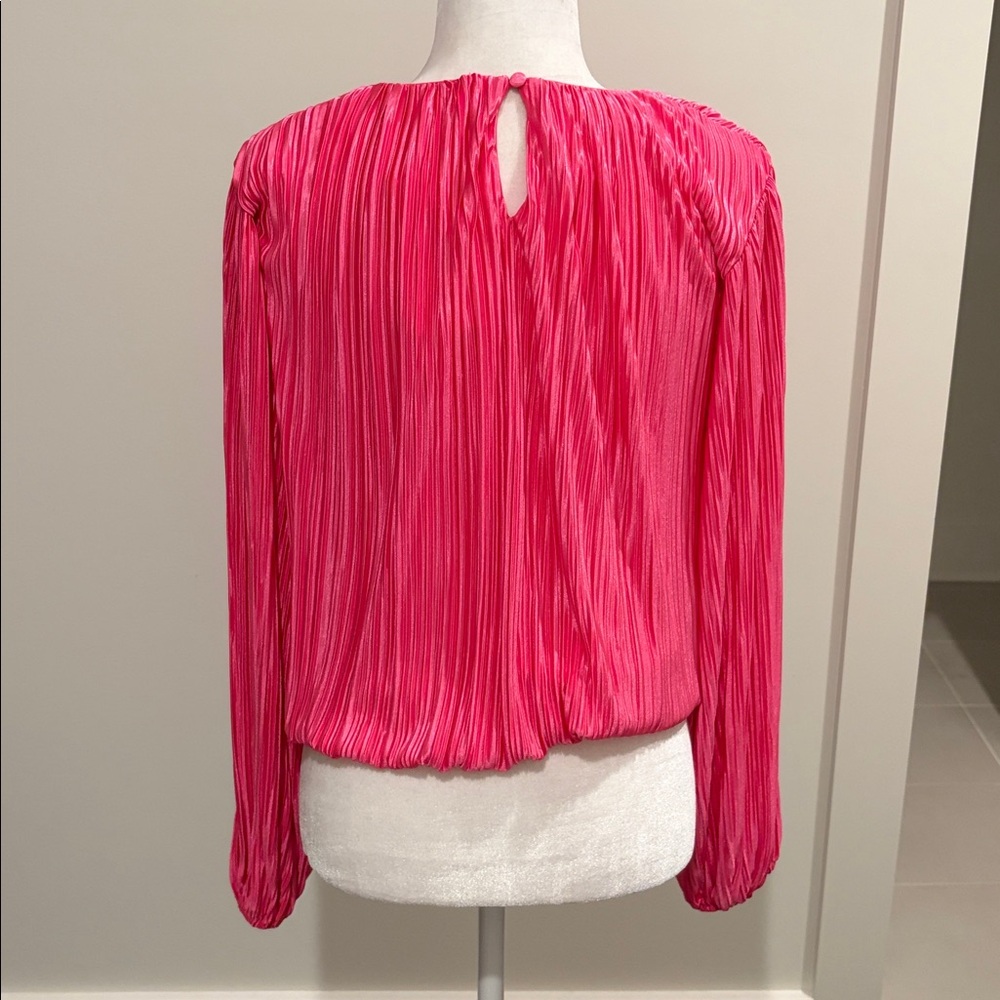 New With Tags Avara Hot Pink Flying Tomato Top Sz M - Picture 5 of 11